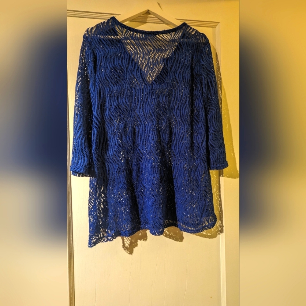 Jordan Taylor Women's Blue Beach Cover-Up Tunic. Size Medium. Like New!